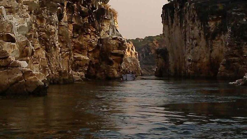 10 Rivers Name - Narmada river